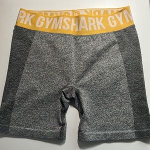 GYMSHARK FLEX SHORTS